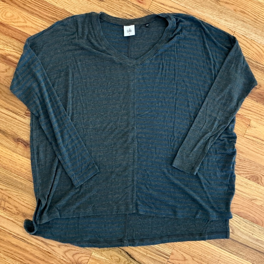 CAbi V-Neck Long Sleeve Top